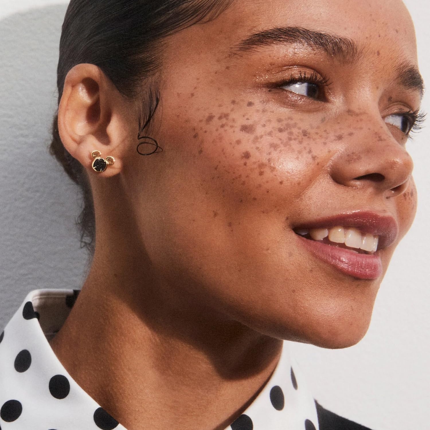 image:imageKendra Scott x Disney Mickey Mouse Stud Earrings Fashion Jewelry for WomenGOLD BLACK DRUSY